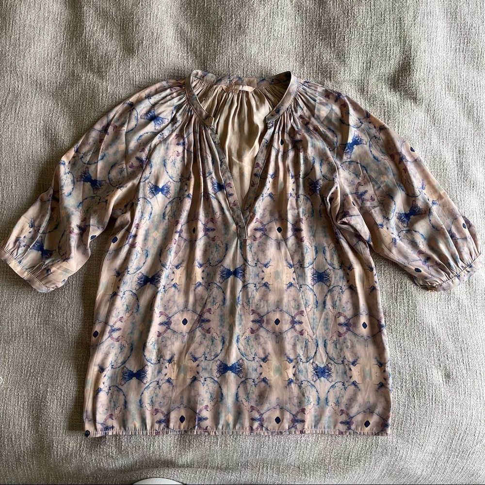Cali Dreaming Moroccan Top, Size Large, 100% Silk
